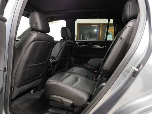 Used 2022 Cadillac XT6 Premium Luxury w/ Technology Package AWD/4WD image 78