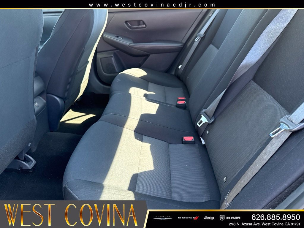 Used 2024 Nissan Sentra SV FWD image 29