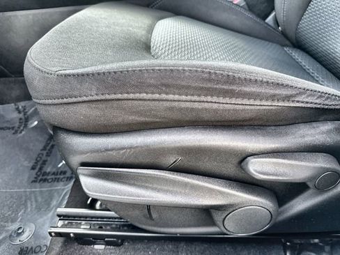 Used 2023 Jeep Compass Sport image 14