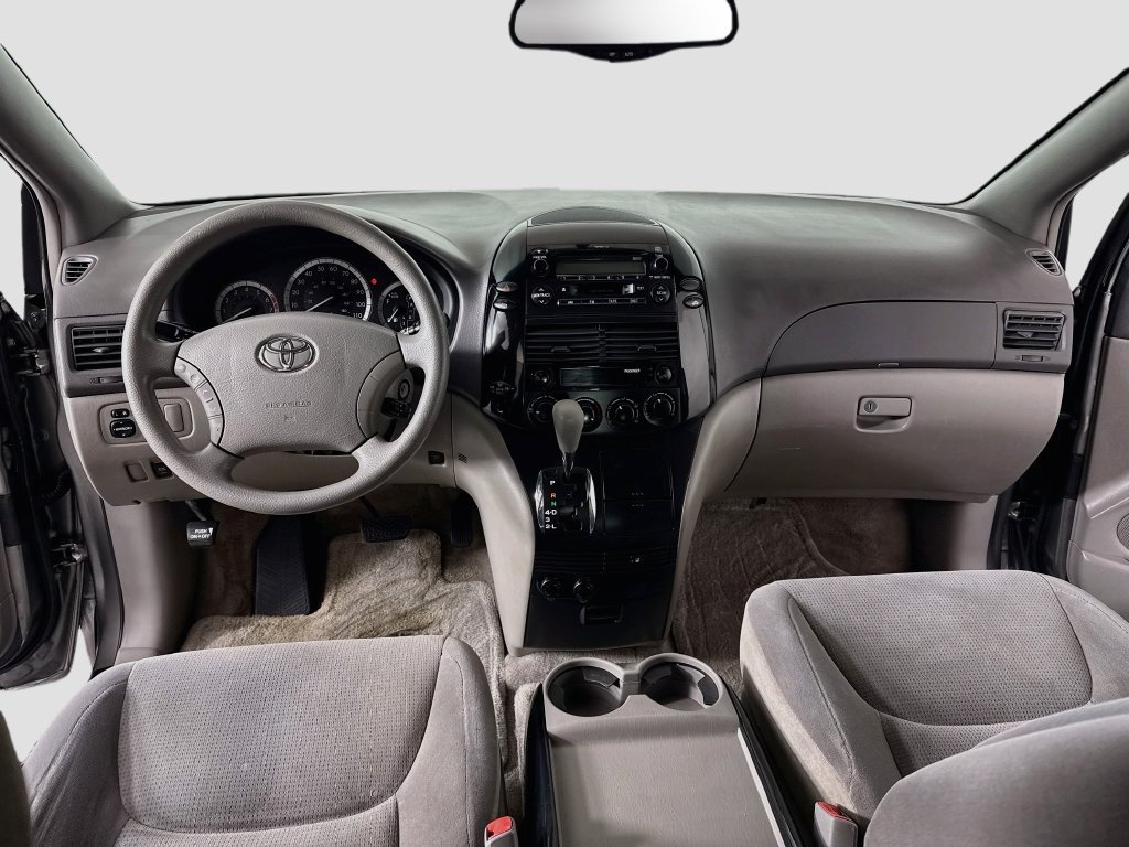 Used 2005 Toyota Sienna LE w/ LE Pkg 6 FWD image 19
