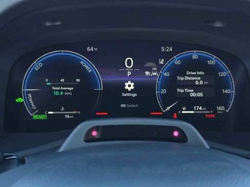 Used 2026 Toyota Camry XLE image 27