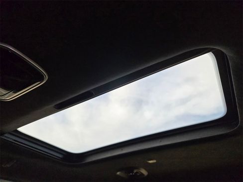 Used 2024 Jeep Grand Wagoneer L Series III image 38