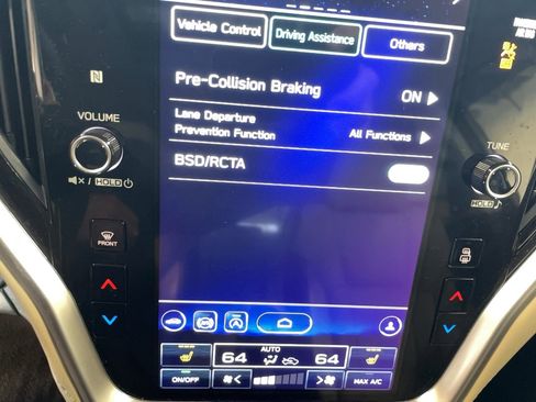 Used 2022 Subaru Outback Limited XT image 9