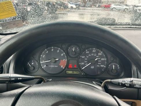 Used 2000 MAZDA MX-5 Miata image 20