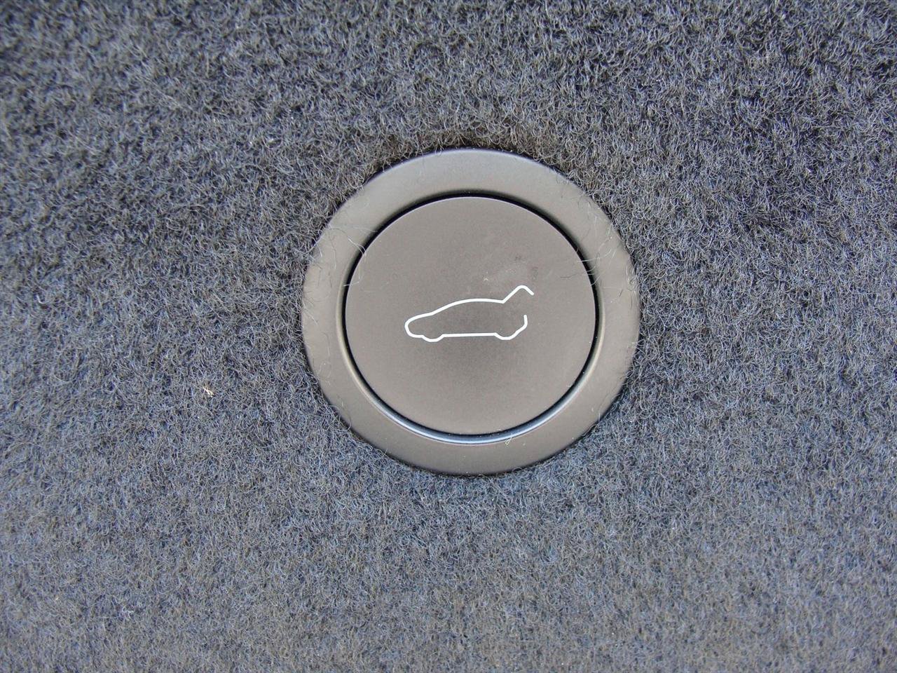 Used 2023 Tesla Model S Plaid AWD/4WD image 5