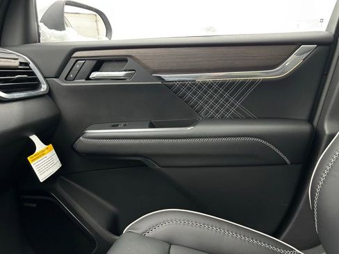 New 2026 GMC Acadia Denali w/ Super Cruise Package image 31