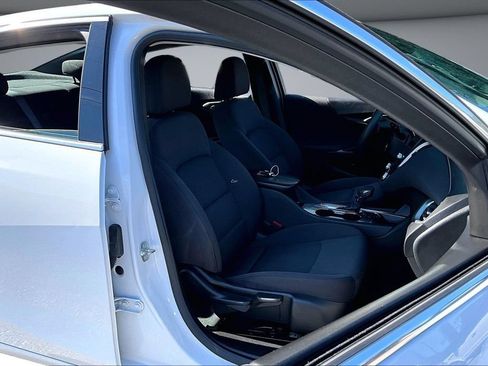 Used 2024 Chevrolet Malibu LT FWD image 29