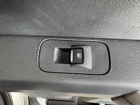 Used 2019 Ford F150 XLT w/ Equipment Group 302A Luxury AWD/4WD image 48