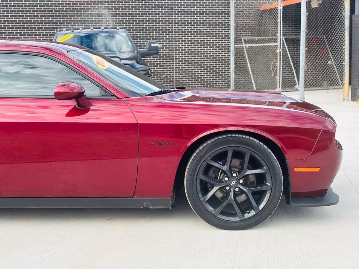 Used 2021 Dodge Challenger R/T w/ Blacktop Package RWD image 6