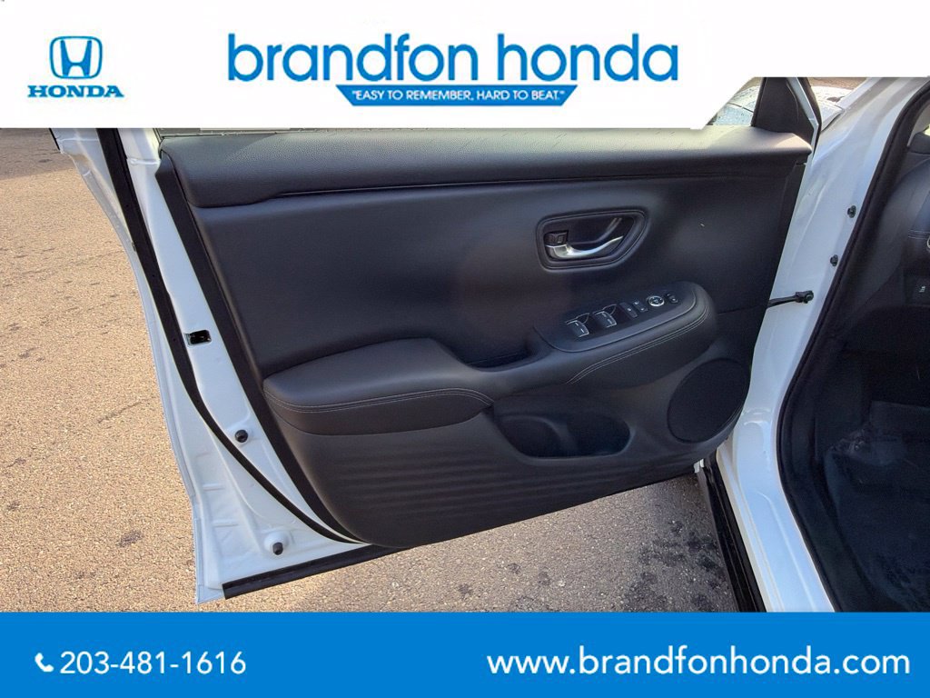 Used 2026 Honda HR-V EX-L image 11