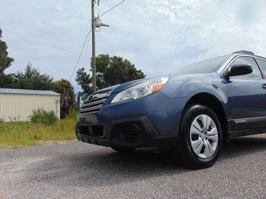 Used 2013 Subaru Outback 2.5i w/ Popular Pkg 1A AWD/4WD image 2