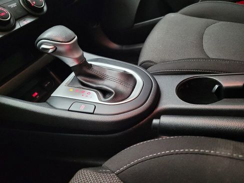 Used 2022 Kia Forte Sedan FWD image 26