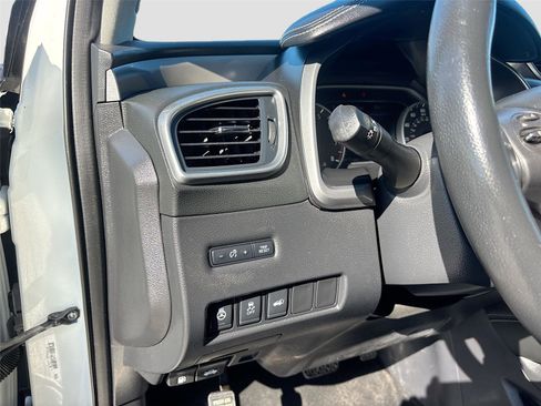 Used 2019 Nissan Murano SL w/ Cargo Package image 11