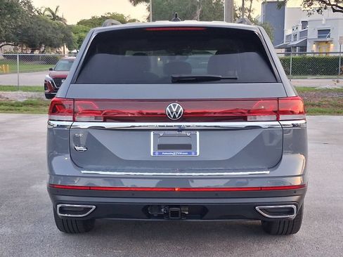 New 2026 Volkswagen Atlas SE FWD image 4