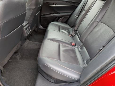 Used 2025 Toyota Camry XLE AWD/4WD image 25