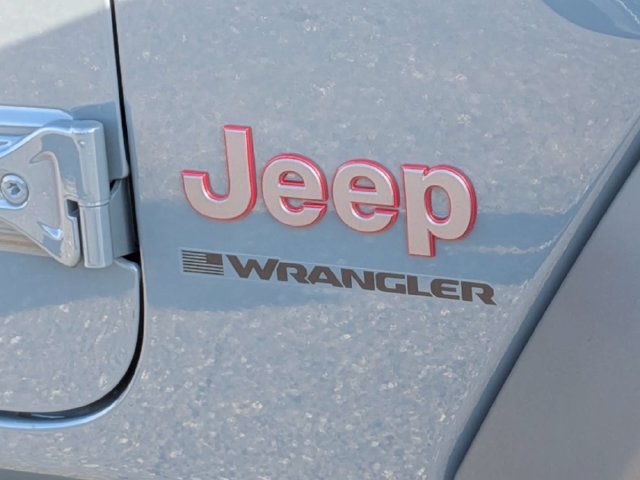 Certified 2026 Jeep Wrangler Unlimited Rubicon AWD/4WD image 12