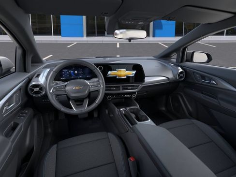 New 2026 Chevrolet Equinox EV LT w/ Comfort Package FWD image 16
