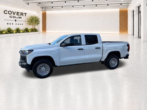 Used 2024 Chevrolet Colorado W/T RWD image 5