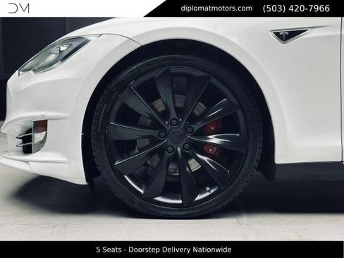 Used 2013 Tesla Model S Performance RWD image 37