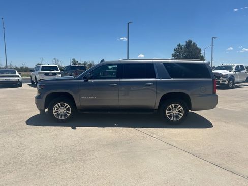 Used 2019 Chevrolet Suburban LT AWD/4WD image 2