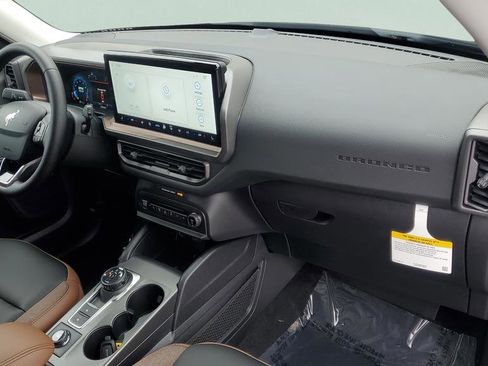 New 2025 Ford Bronco Sport Outer Banks image 17