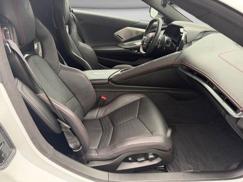 Used 2021 Chevrolet Corvette Stingray Premium Cpe w/ Z51 Performance Package RWD image 14