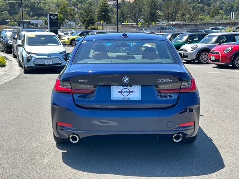 Used 2023 BMW 330e xDrive w/ Premium Package AWD/4WD image 4