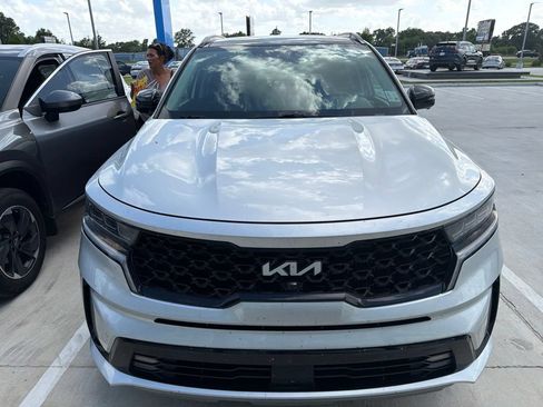 Used 2022 Kia Sorento SX FWD image 2