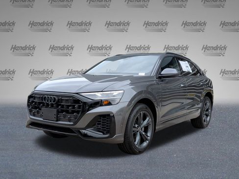 New 2026 Audi Q8 Premium image 5