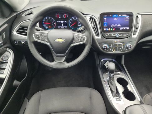Used 2023 Chevrolet Malibu LT FWD image 22