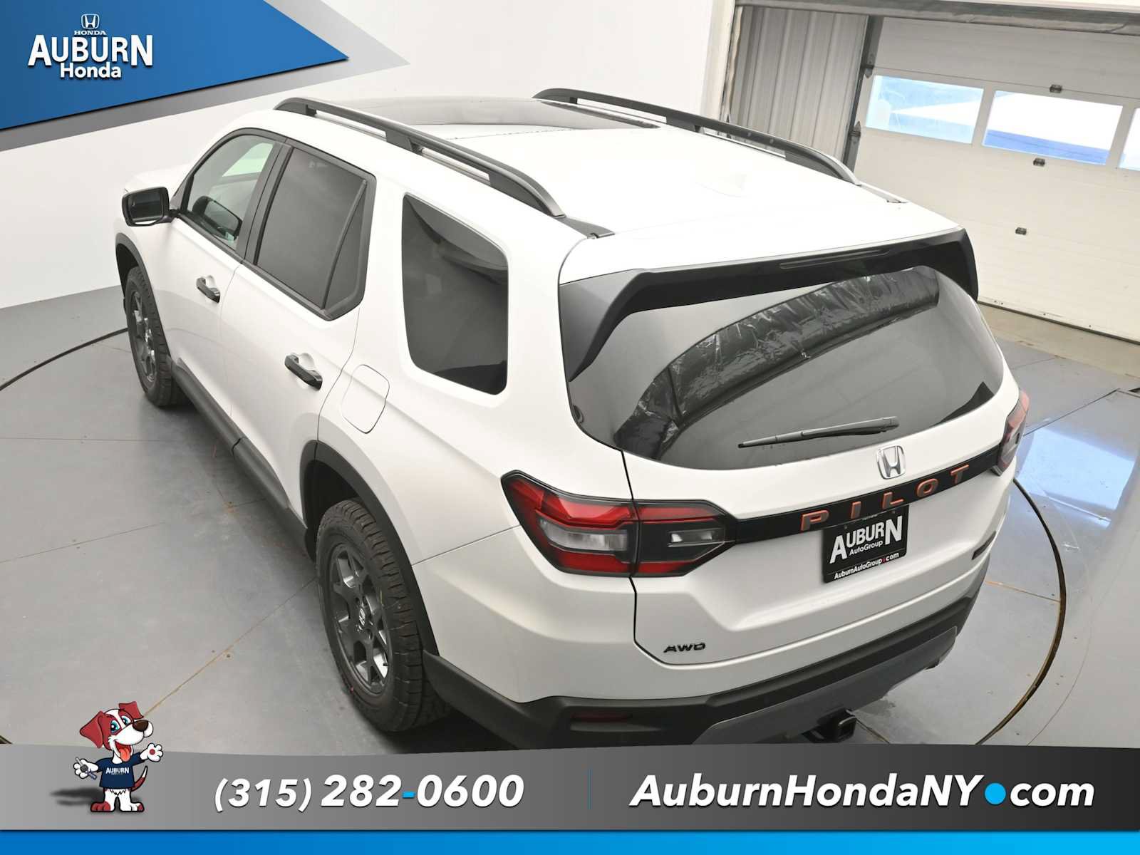 New 2026 Honda Pilot TrailSport image 32
