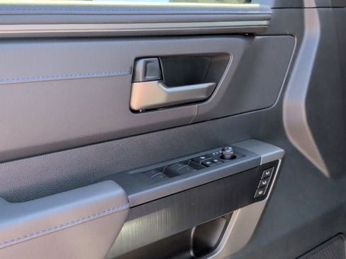 New 2026 Toyota Tundra Platinum AWD/4WD image 11