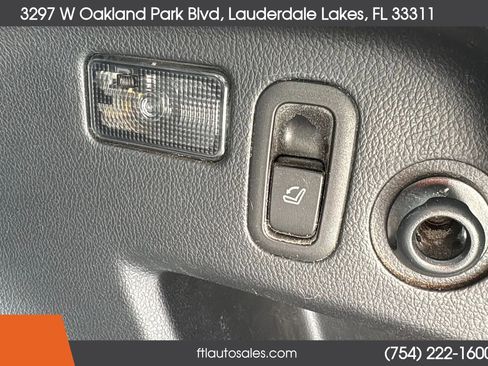 Used 2015 Subaru Forester 2.5i Touring w/ Eyesight & Navigation System AWD/4WD image 50