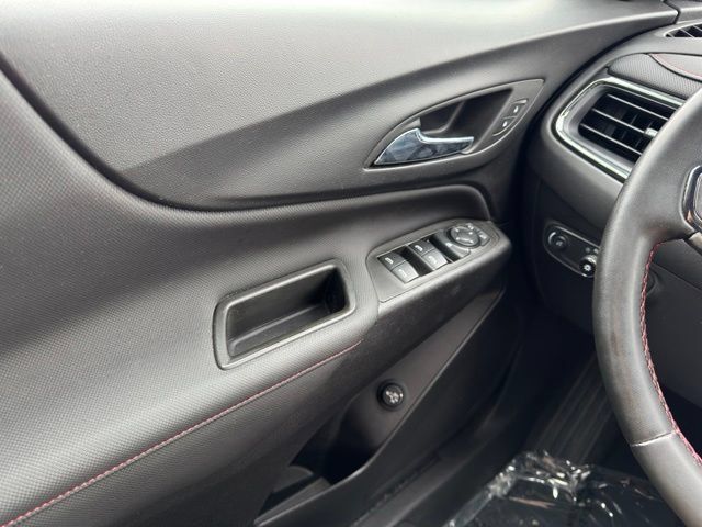 Certified 2024 Chevrolet Equinox RS w/ LPO, Floor Liner Package AWD/4WD image 33