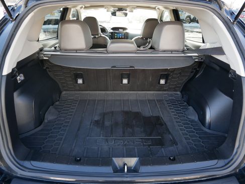 Used 2021 Subaru Crosstrek 2.5i Sport w/ Moonroof Package image 18