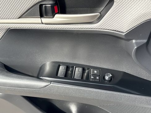 Used 2025 Toyota Camry SE w/ Convenience Package FWD image 23