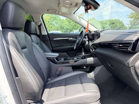Used 2024 Buick Envision Preferred AWD/4WD image 10