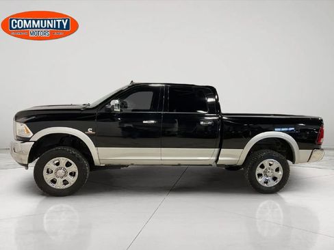 Used 2014 RAM 2500 Laramie image 2