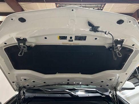 Used 2017 BMW X5 xDrive50i image 19