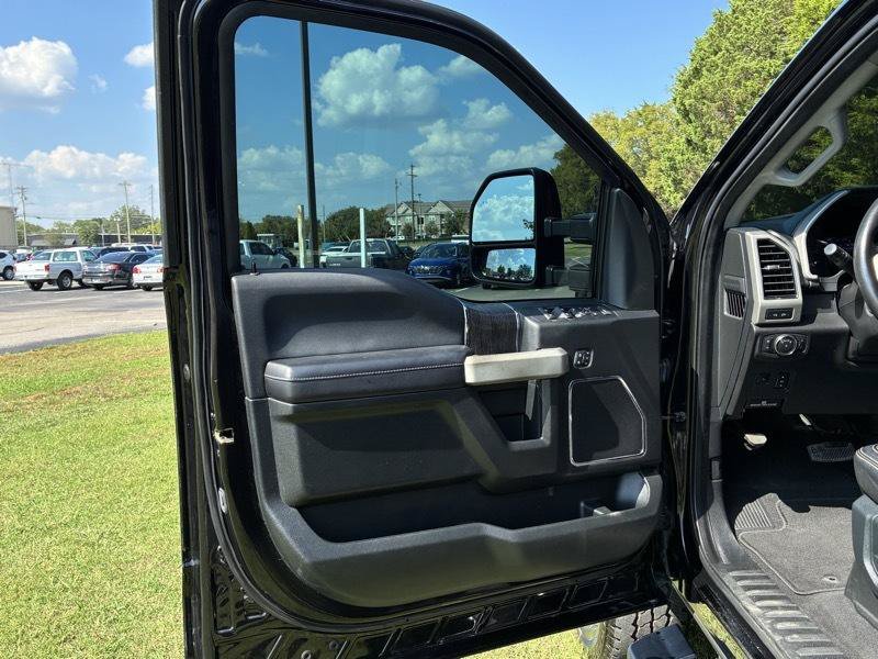 Used 2021 Ford F250 Lariat AWD/4WD image 9