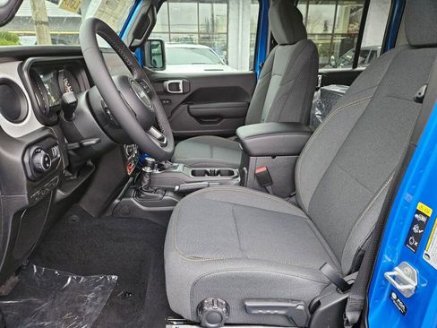 New 2026 Jeep Gladiator Willys image 12