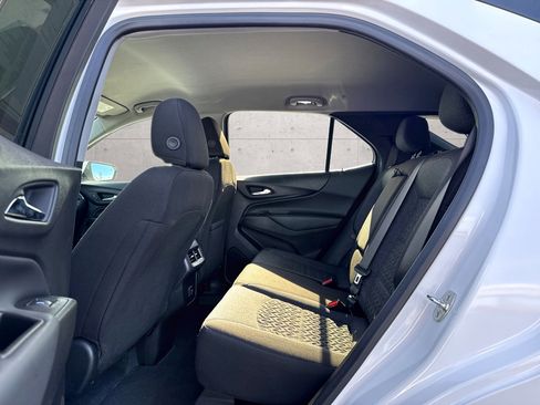 Used 2024 Chevrolet Equinox LT image 9