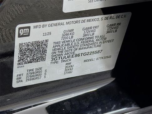 Certified 2026 GMC Sierra 1500 AT4 w/ AT4 Premium Package AWD/4WD image 31