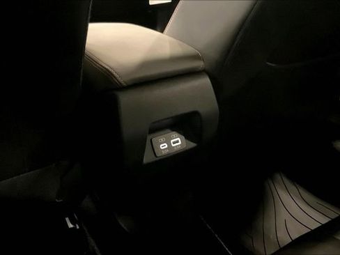 Used 2025 Subaru Crosstrek 2.5i Limited image 34