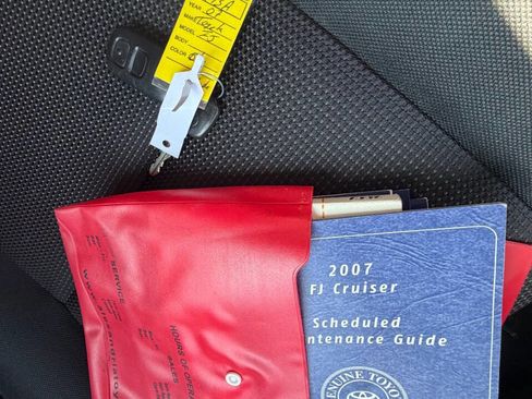 Used 2007 Toyota FJ Cruiser 4WD image 41