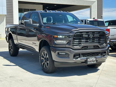 New 2026 RAM 2500 Big Horn AWD/4WD image 10