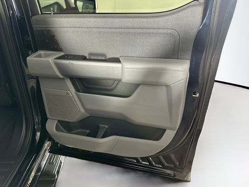 Used 2021 Ford F150 Lariat w/ Equipment Group 502A High image 30