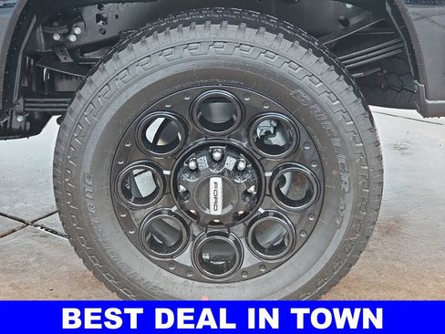 New 2026 Ford F250 Lariat w/ Black Appearance Package AWD/4WD image 36