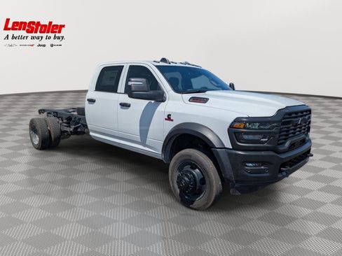 New 2026 RAM 5500 Tradesman AWD/4WD image 4