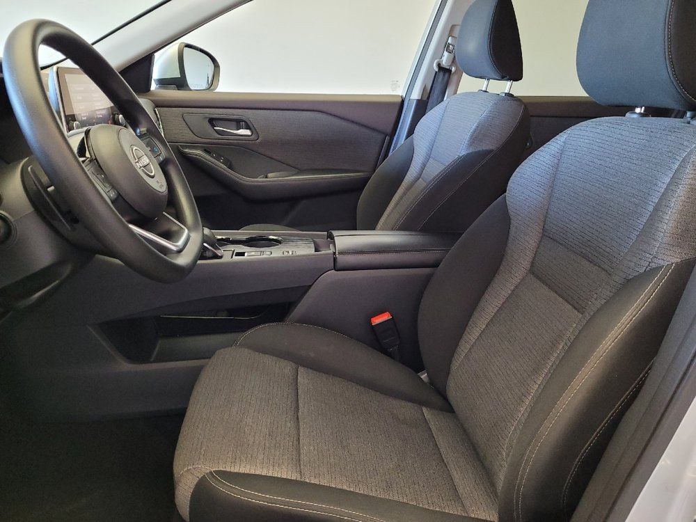 Used 2022 Nissan Rogue SV FWD image 17
